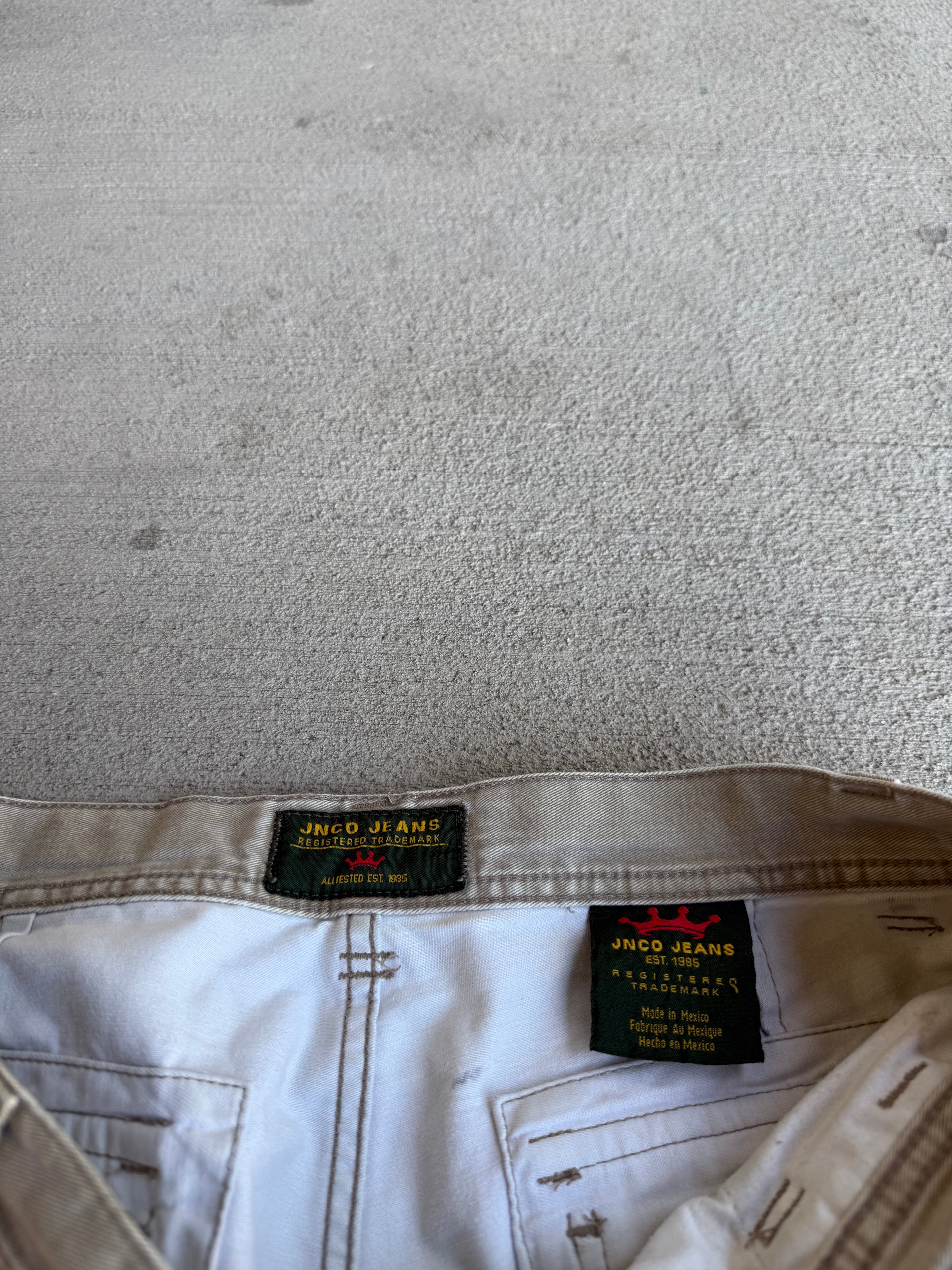 90s JNCO khaki jorts