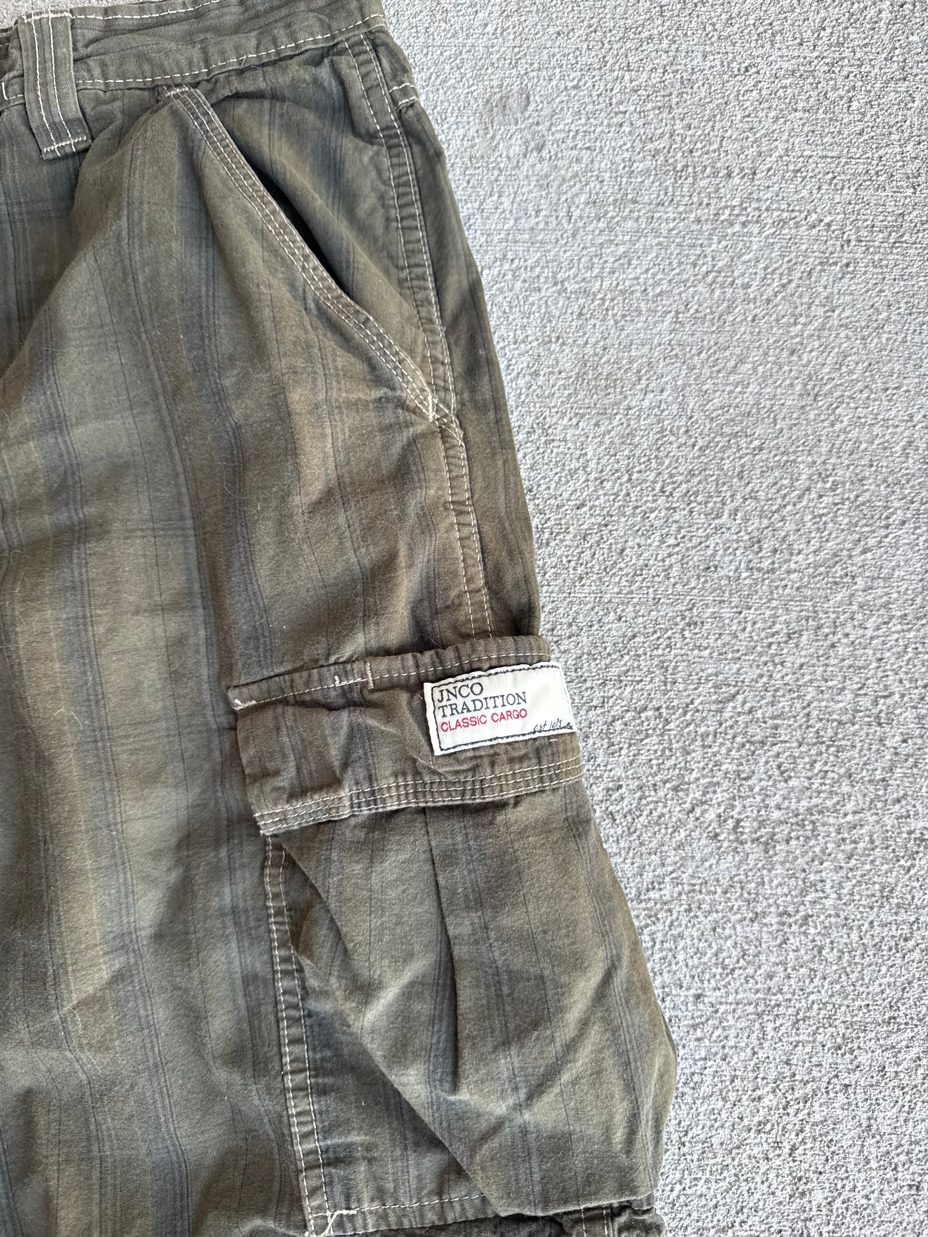 90s JNCO pinstripe jorts