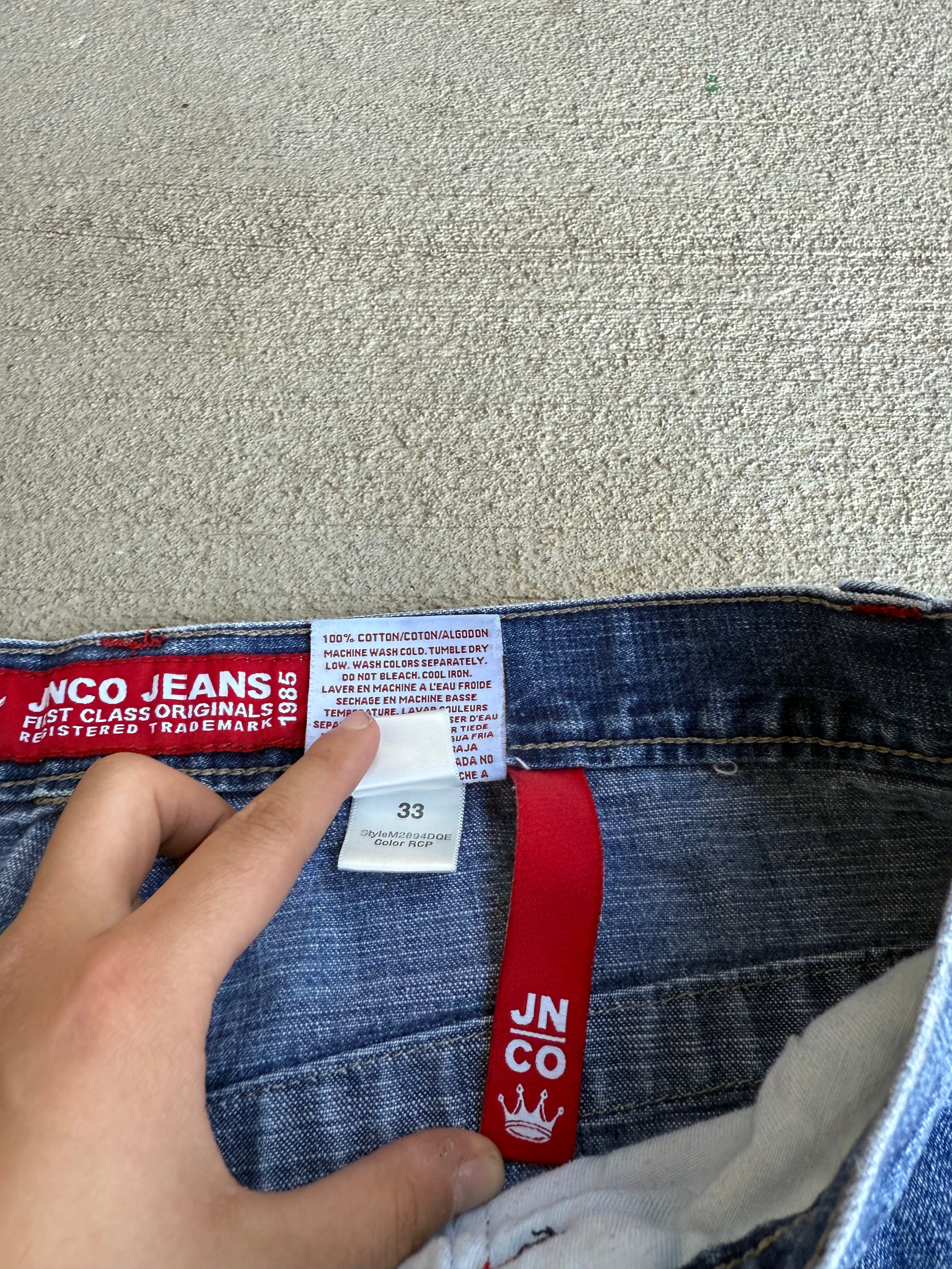 90s JNCO skull jorts